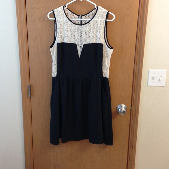 SOLD to a friend💐Rachel Roy mini dress💐