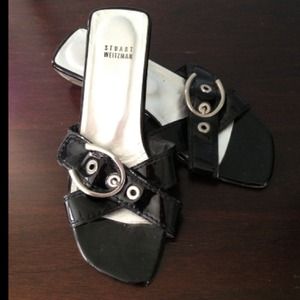 STUART WEITZMAN black slides size 8