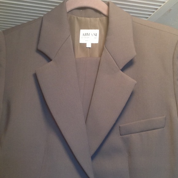 Armani women suit