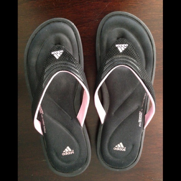 Adidas Shoes - Adidas flip flops size 8. Black/pink.