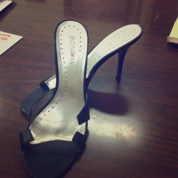 BCBG Girls Black and acrylic pumps 7.5