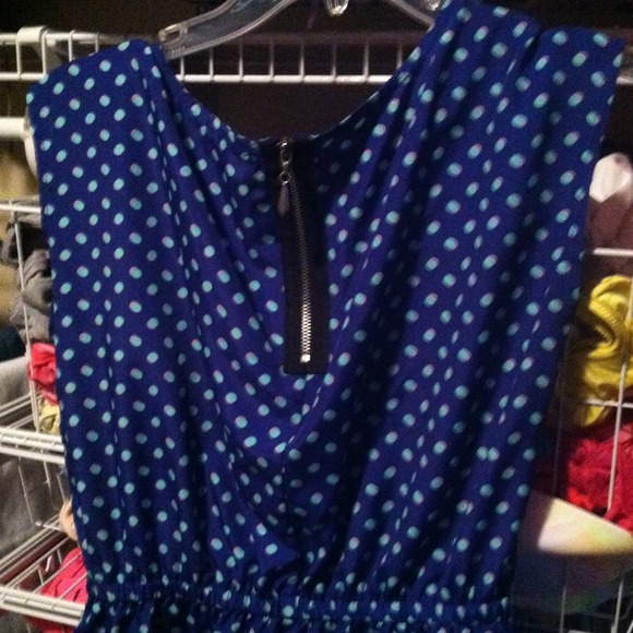 ***SOLD*** POLKA DOT BLUE - Picture 4 of 4