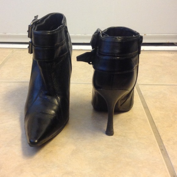 🔴SOLD🔴 Boots!! - Picture 3 of 4
