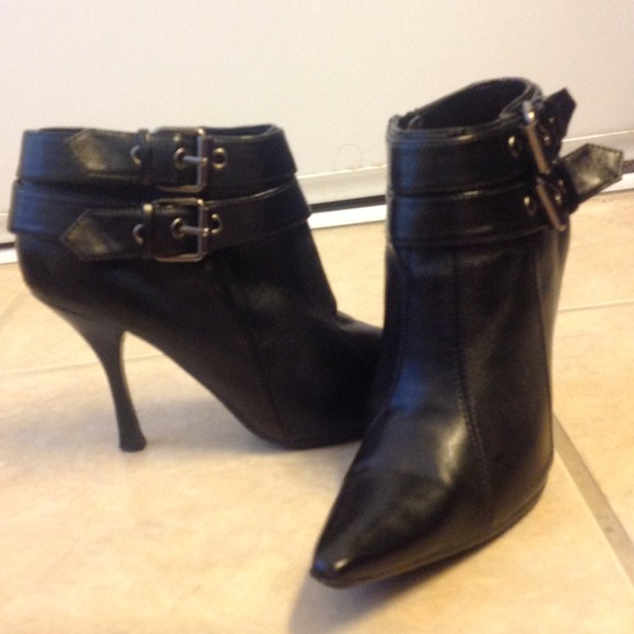 🔴SOLD🔴 Boots!! - Picture 4 of 4