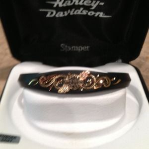 Harley Davidson (black hills gold) cuff
