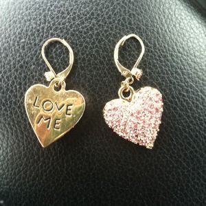 Betsey Johnson pink crystal love me earrings