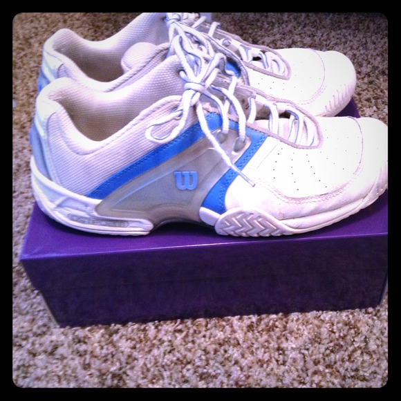 Wilson tennis shoes SOLD