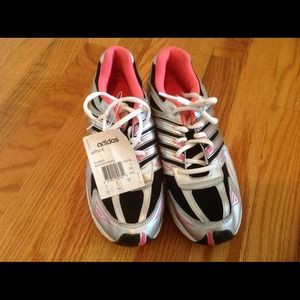 NEVER WORN. Adidas kids sneakers.