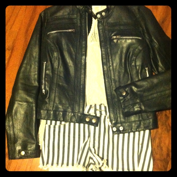 🎱🎲Arden B leather moto jacket🎲🎱