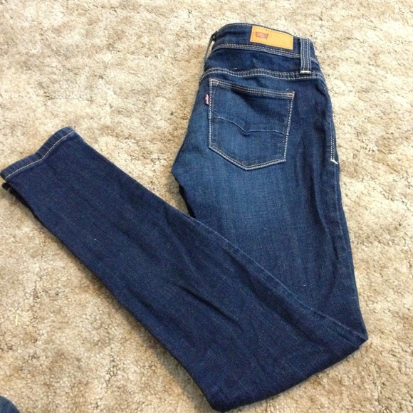 ❌SOLD❌Levi Jeans