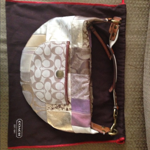 Authentic Coach Hobo - Picture 1 of 2