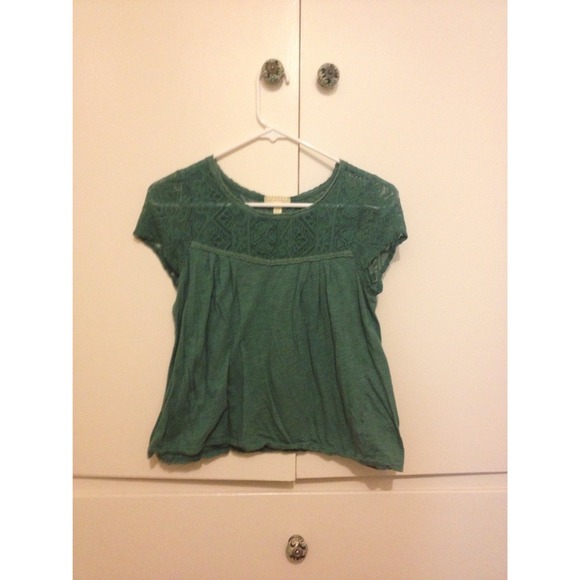 Urban Outfitters green crop top