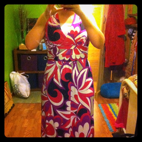 Maxi dress with a pink, black, and cream design