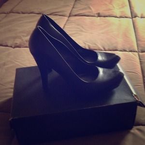 Reduced BCBG Black heels