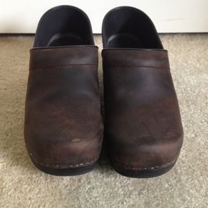 Brown Danskos EU40