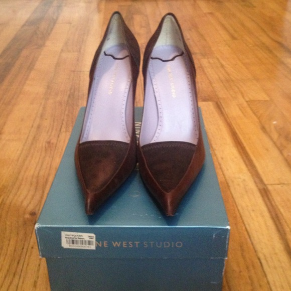 Nine West Studio suede/leather pumps