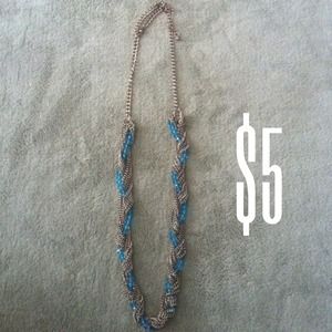 Accent colored necklace