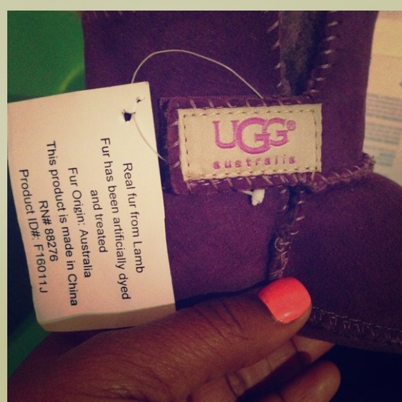 Brand New infants Purple UGG Boots 💜💜💜