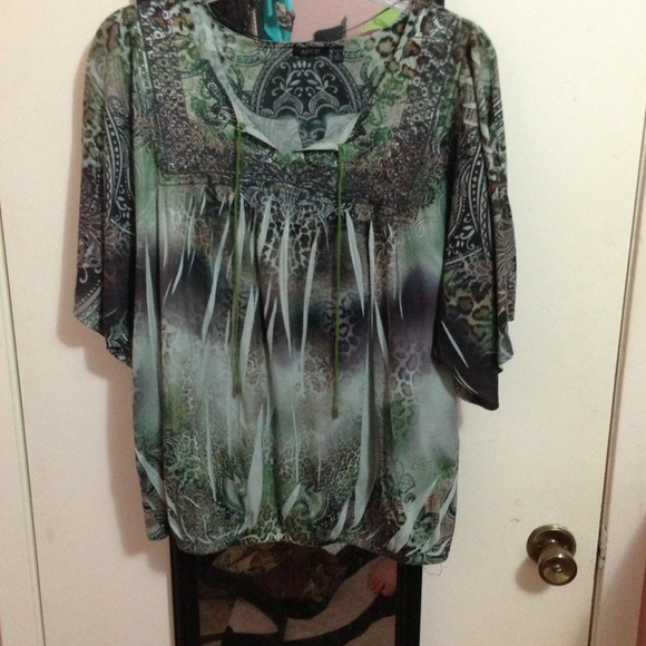 3/4 length 2x shirt