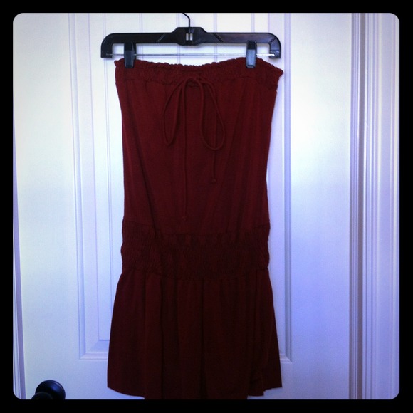 Marroon strapless dress