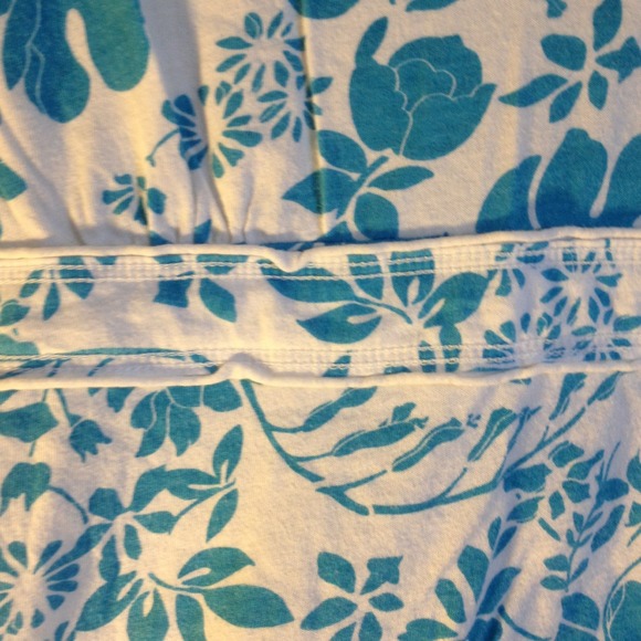 American Eagle Summer Top - Picture 2 of 4