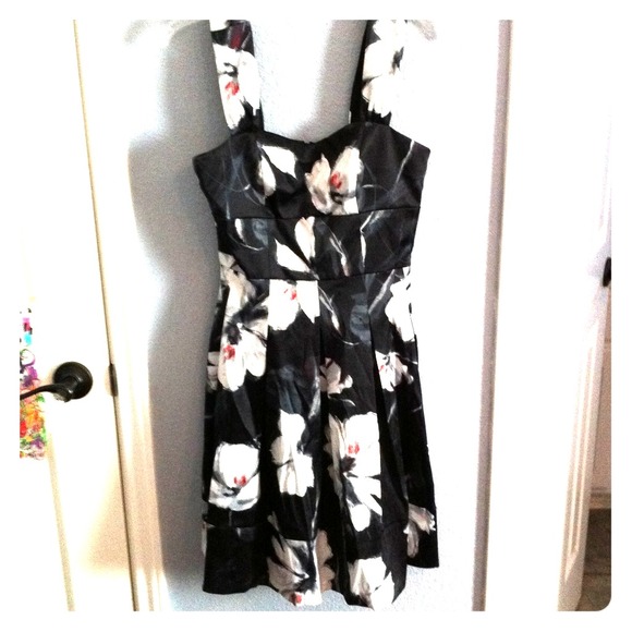 Black and White floral dress