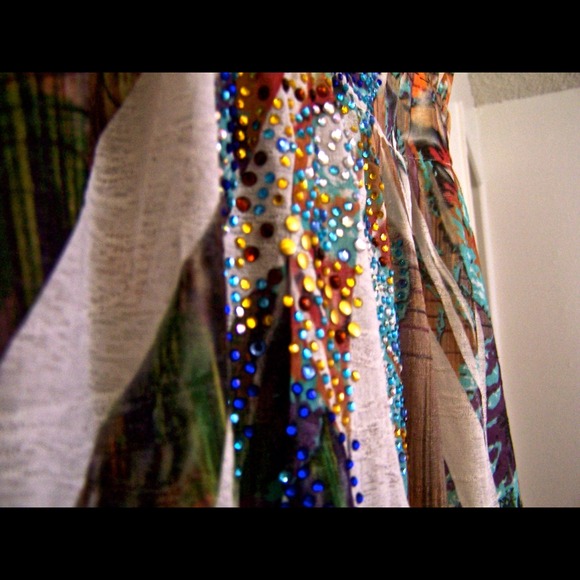 Gorgeous Summer Dress! - Picture 2 of 3