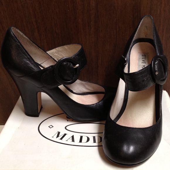 Steve Madden "Dewey" maryjane pumps. Used gently.