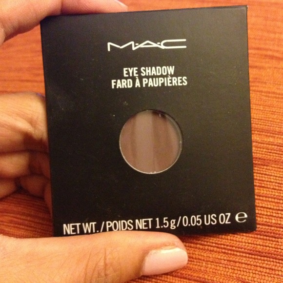 💢SOLD💢Mac eyeshadow