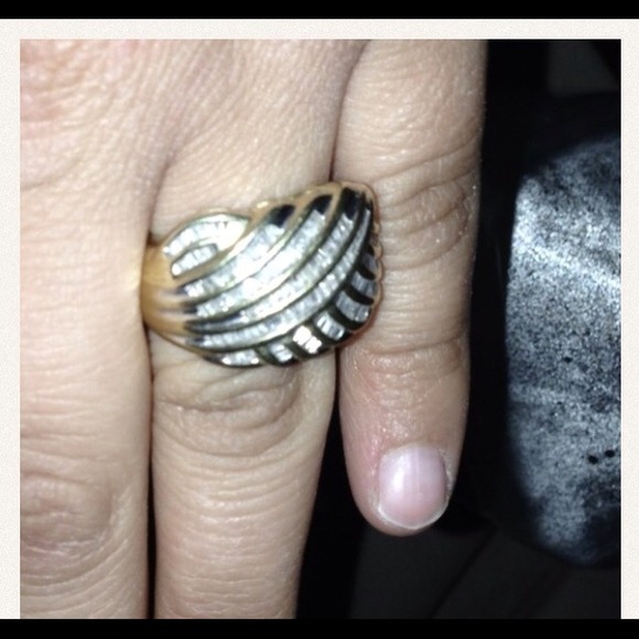 Gorgeous diamond ring