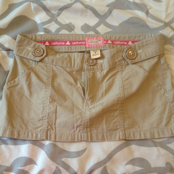 Hollister Skirt