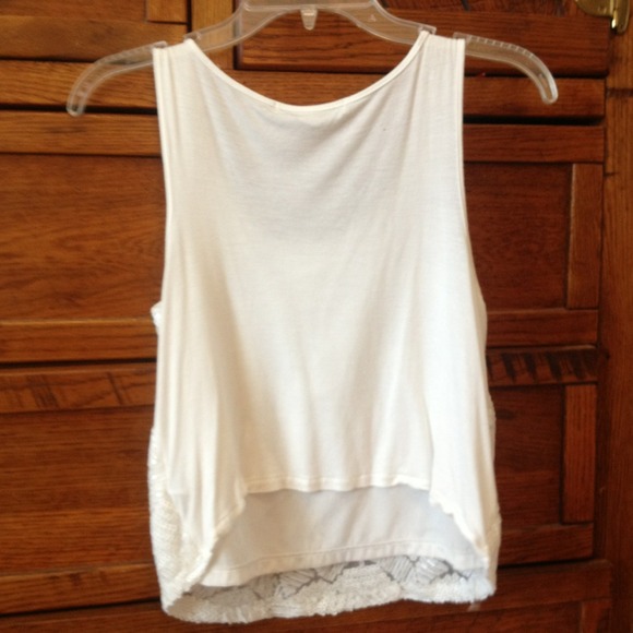 White sequence top - Picture 2 of 2