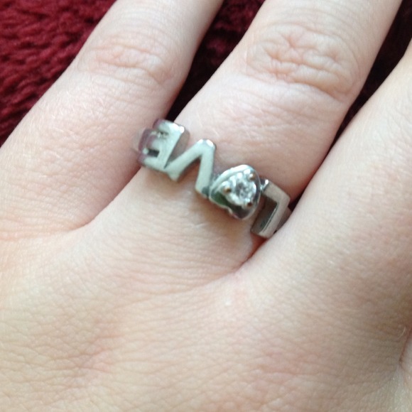 Ring - Picture 2 of 2