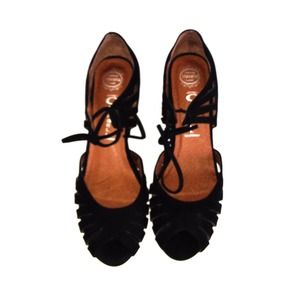 BRAND NEW Jeffrey Campbell suede black wedges