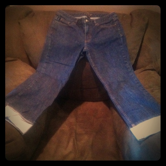 Dark denim capris w/ rolled up cuffs