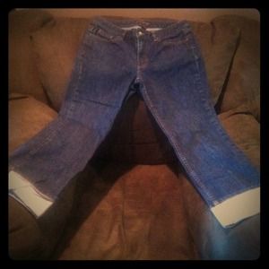 Dark denim capris w/ rolled up cuffs