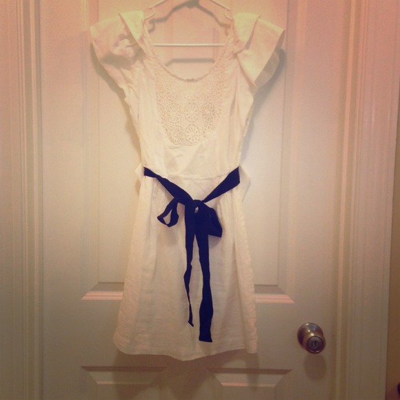 Arden B Dresses & Skirts - Low back white dress! Lots of intricate detail!