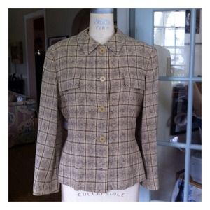 Italian wool/linen blazer.