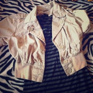 🚫SOLD🚫MAX Khaki shoulder cover