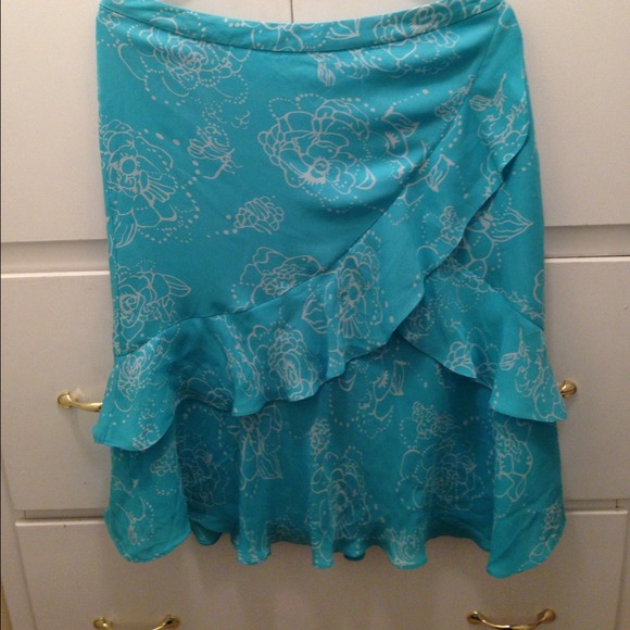 Sold! Michael Kors chiffon skirt size 10 worn