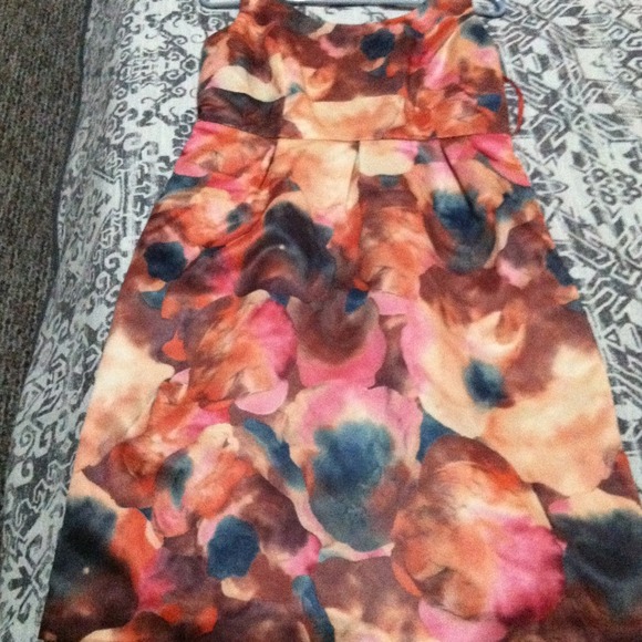 summer dress in brith colors