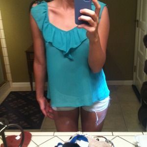 Teal top
