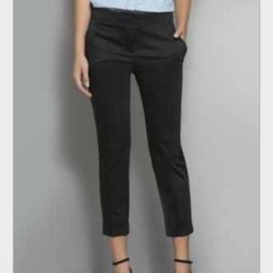 Brand new Cropped Pants.