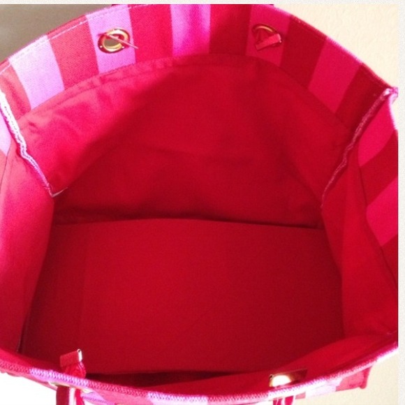 🎀SOLD ❤New Victoria Secret Tote❤🎀 - Picture 2 of 2
