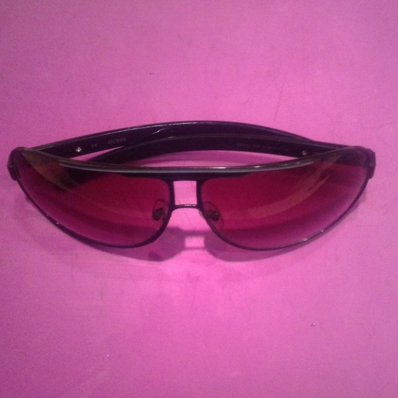❌SOLDDD.  Guess Sunglasses