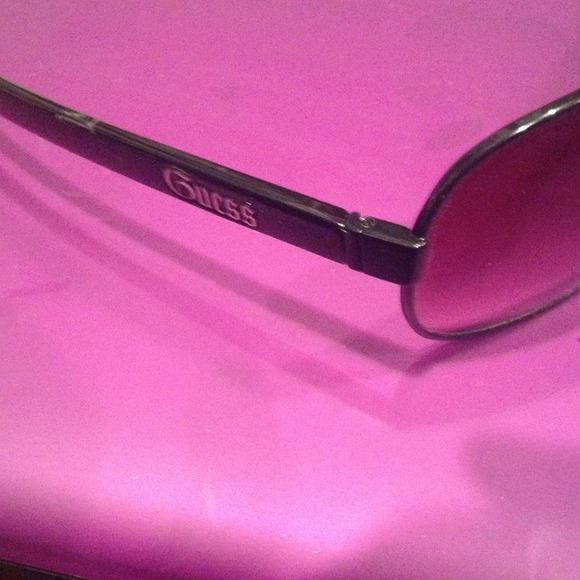 ❌SOLDDD.  Guess Sunglasses