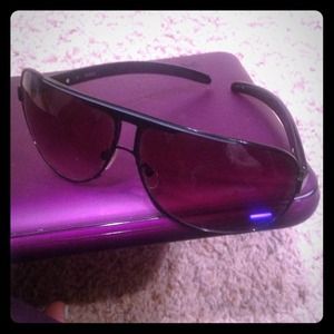 ❌SOLDDD.  Guess Sunglasses
