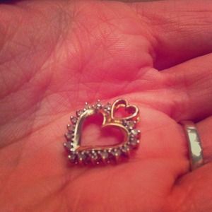 Now available!! 10K gold heart pendant w/o chain!