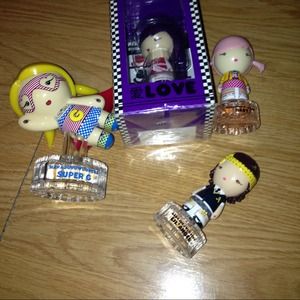 Harajuku girls. Traded @alynne