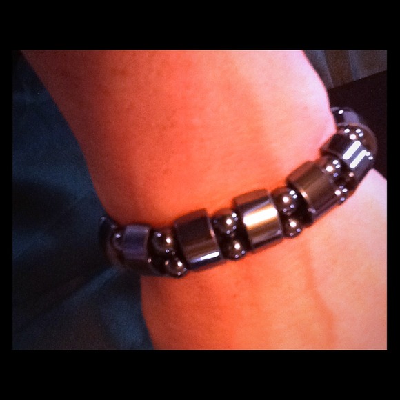 Jewelry - Black Magnetic Hematite bracelet